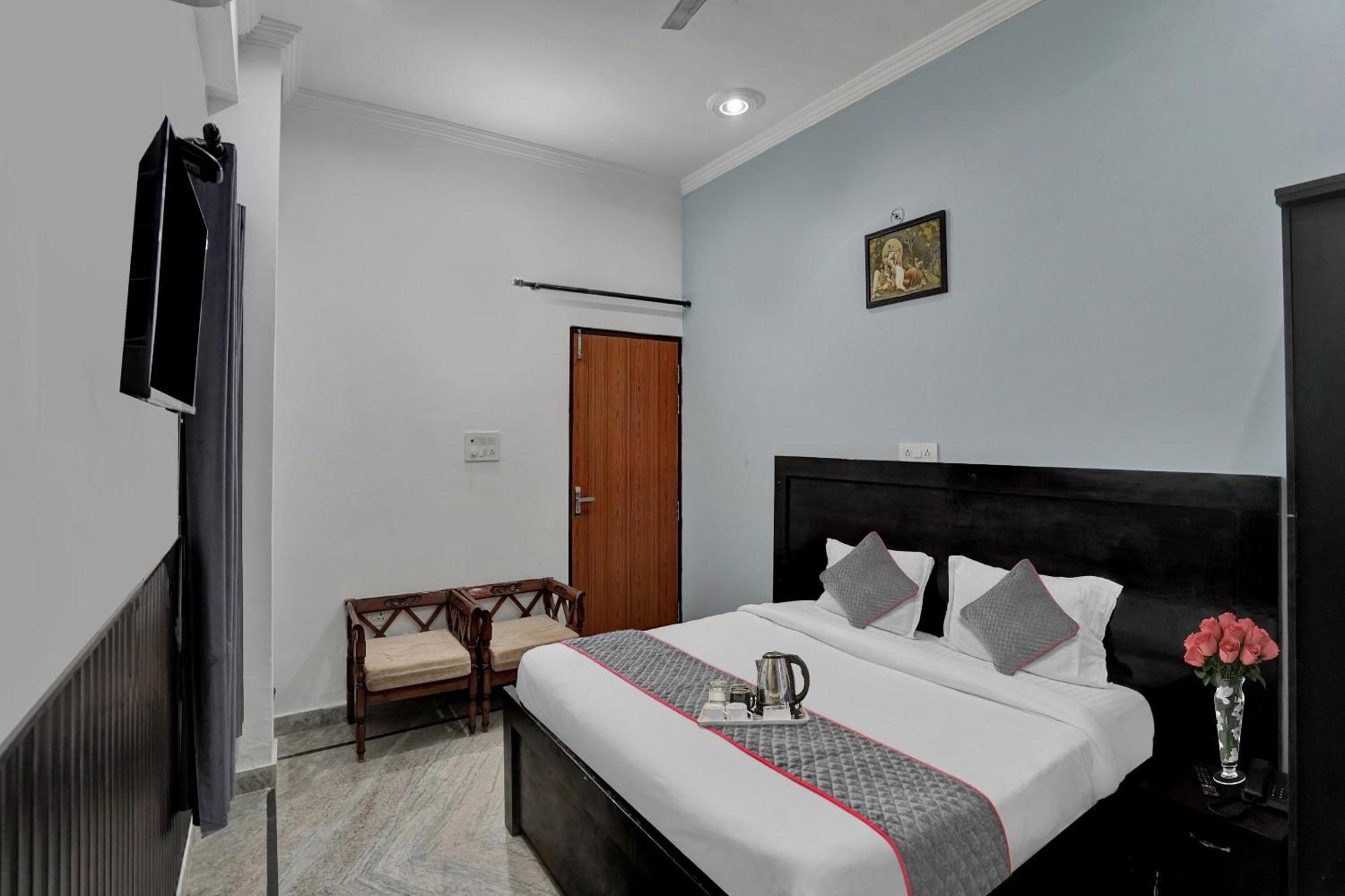 Collection O Samira Residency Near Botanic Garden Of Indian Republic Hotel Noida Exterior foto